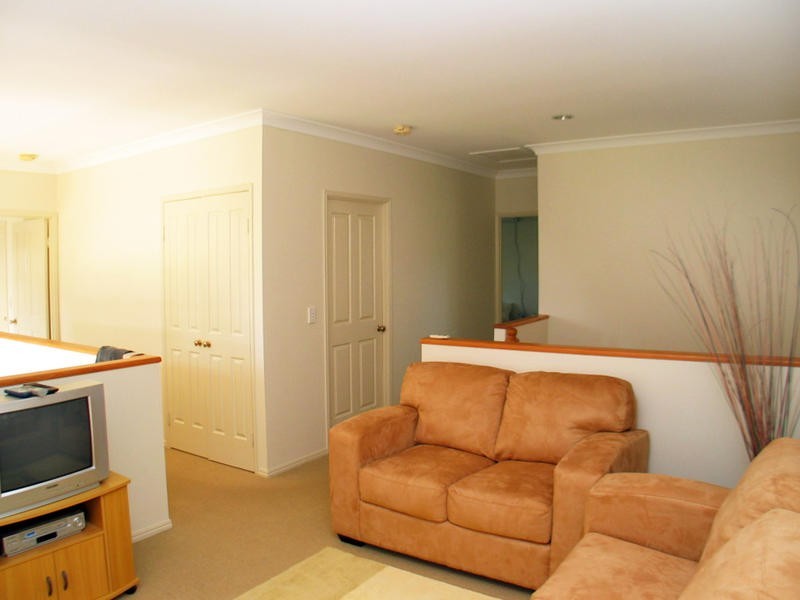 5 Royal Boulevard, Moore Park Beach QLD 4670