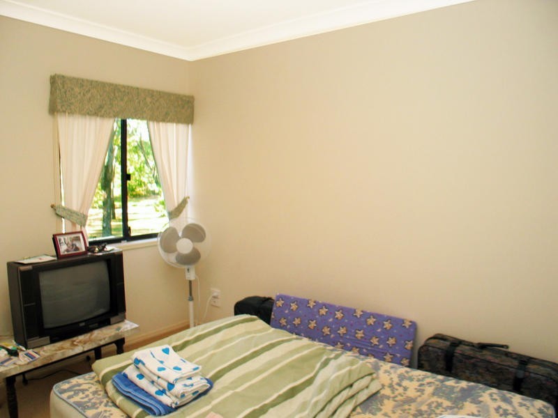 5 Royal Boulevard, Moore Park Beach QLD 4670