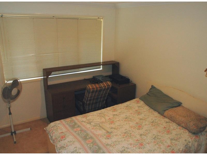3 St Marys Crt, Kepnock QLD 4670