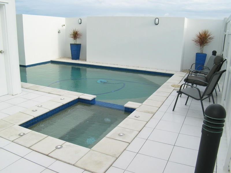 52 Johnson Street, Bargara QLD 4670