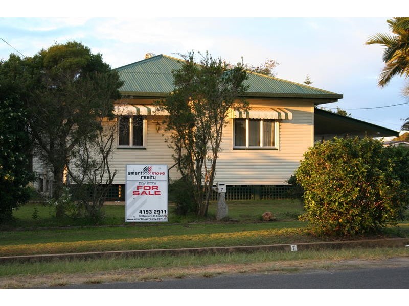 7 Drewe Street, Kepnock QLD 4670