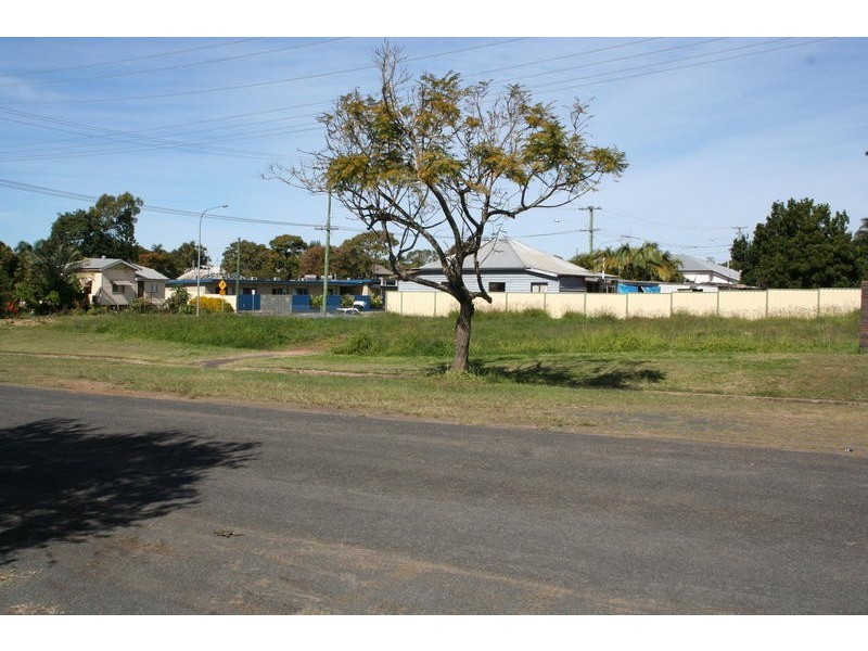 19 Queen Street, Bundaberg North QLD 4670
