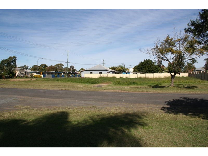 19 Queen Street, Bundaberg North QLD 4670