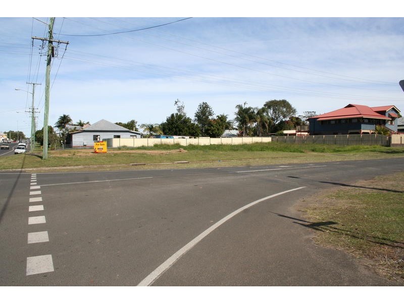 19 Queen Street, Bundaberg North QLD 4670
