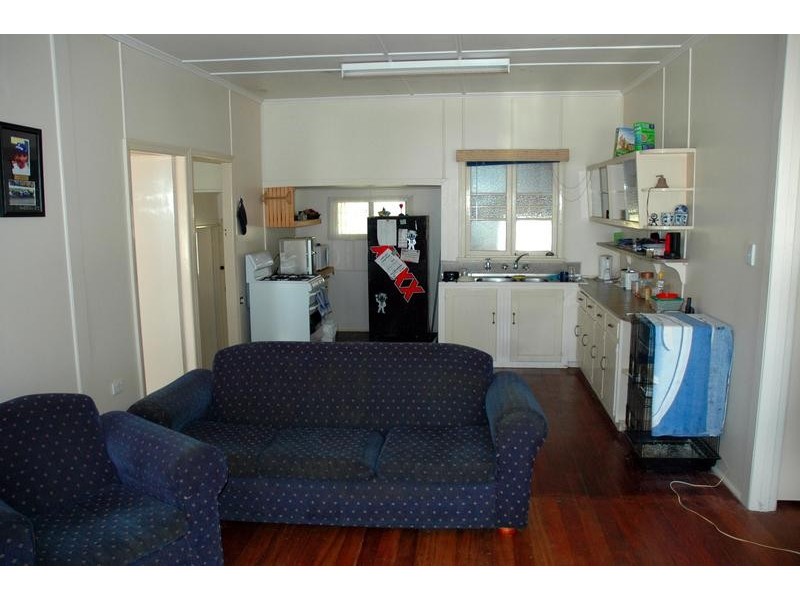 42 Tarakan Street, Svensson Heights QLD 4670