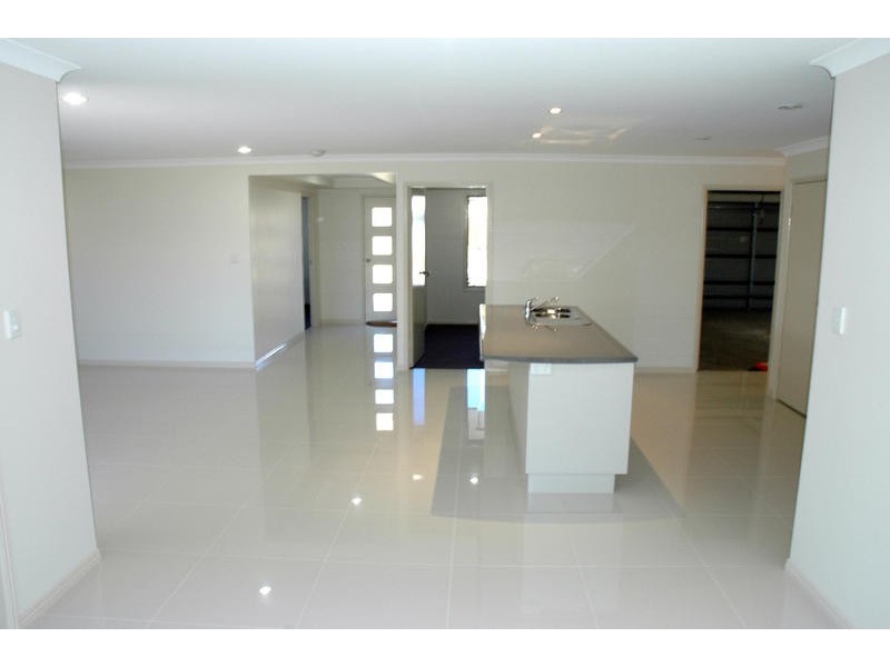 1 Oasis Court, Bundaberg North QLD 4670