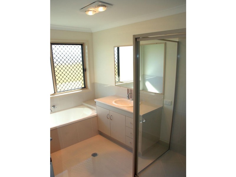 1 Oasis Court, Bundaberg North QLD 4670