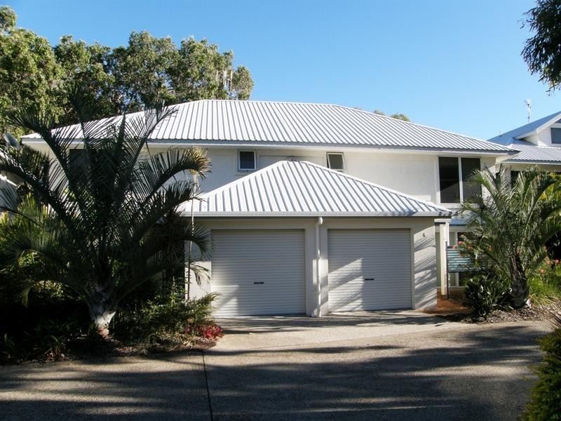 Unit 3 / 2 Sylvan Drive, Moore Park Beach QLD 4670