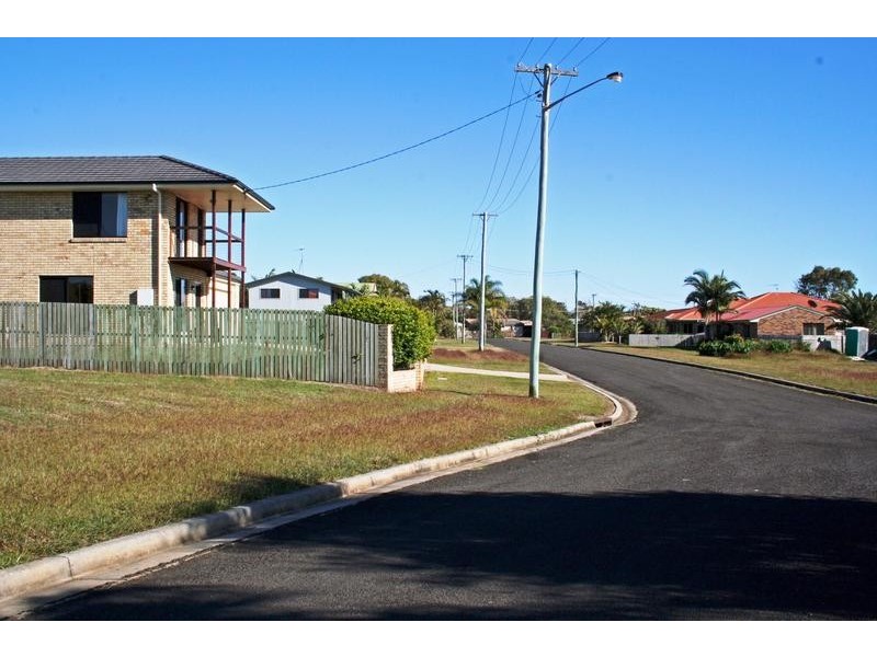 17 Bluewater Drive, Elliott Heads QLD 4670