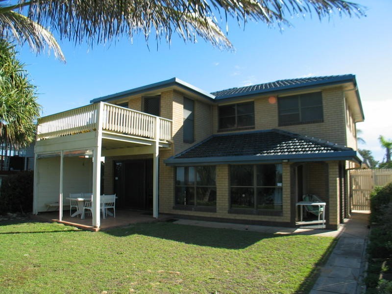 26 Miller Street, Bargara QLD 4670