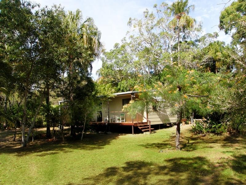 38 Lagoon Drive, Moore Park Beach QLD 4670