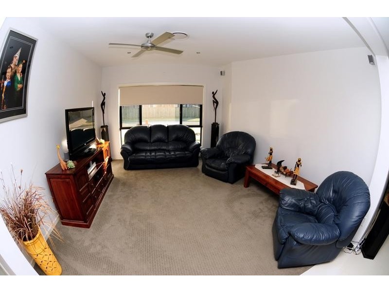 18 Sarra Place, Bundaberg East QLD 4670