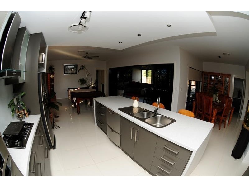 18 Sarra Place, Bundaberg East QLD 4670