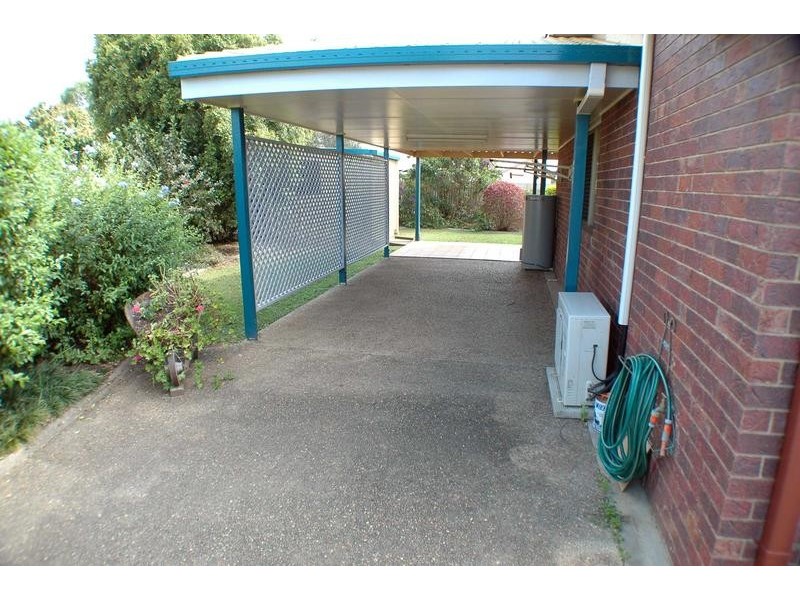 1 Slocomb Street, Avenell Heights QLD 4670
