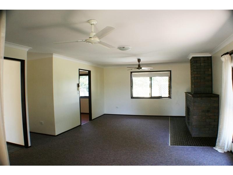 20 Corolla Street, Elliott Heads QLD 4670