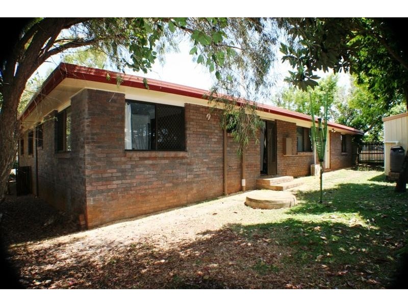 20 Corolla Street, Elliott Heads QLD 4670