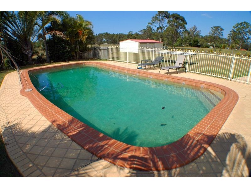 9 Norgrove Road, Branyan QLD 4670