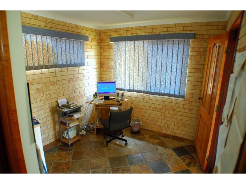 9 Norgrove Road, Branyan QLD 4670