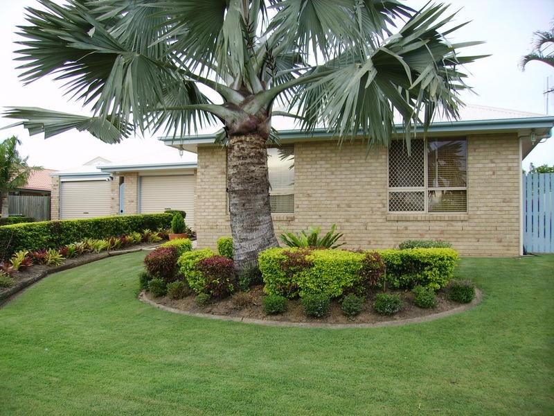 8 Maike Street, Kalkie QLD 4670
