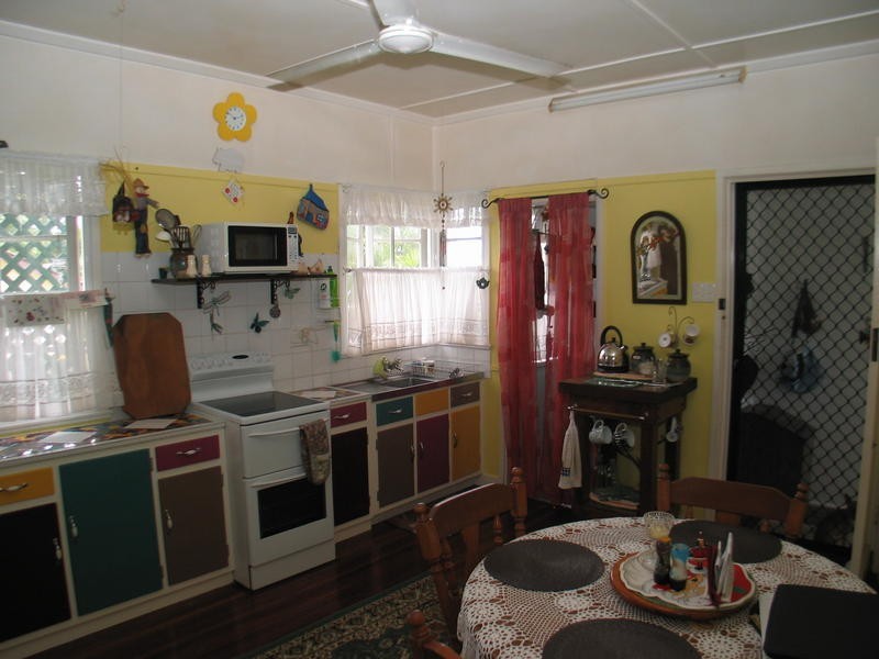 94 Crofton Street, Bundaberg West QLD 4670