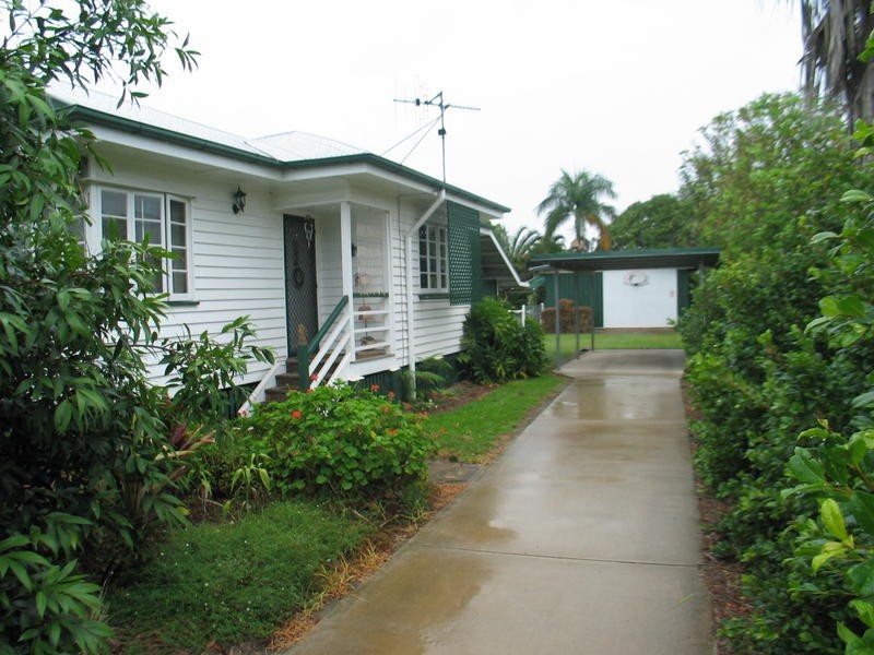 94 Crofton Street, Bundaberg West QLD 4670