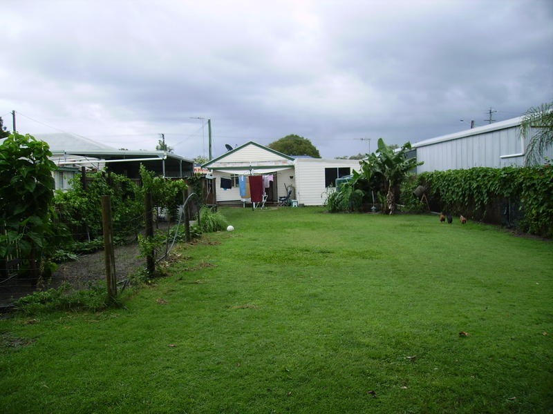 24 Main Street, Yandaran QLD 4673