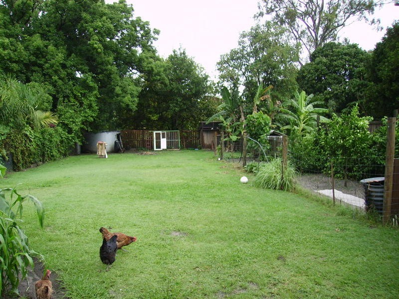 24 Main Street, Yandaran QLD 4673