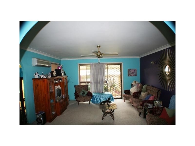 30 Avenell Street, Avenell Heights QLD 4670