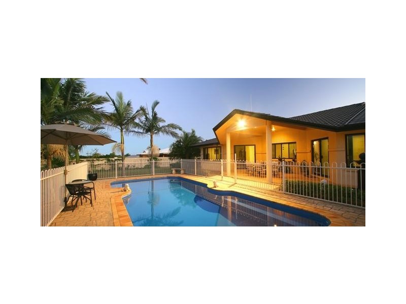 14 Coral Cove Drive, Coral Cove QLD 4670
