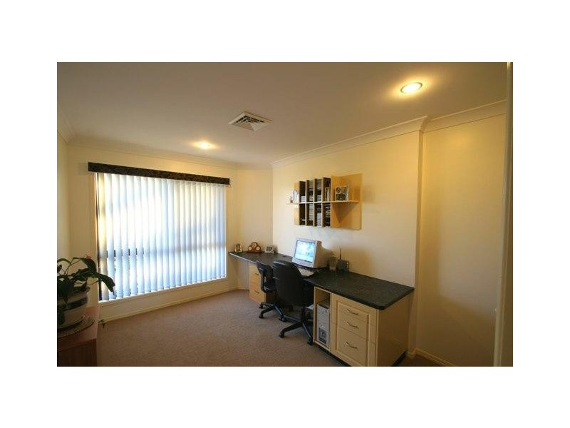 14 Coral Cove Drive, Coral Cove QLD 4670