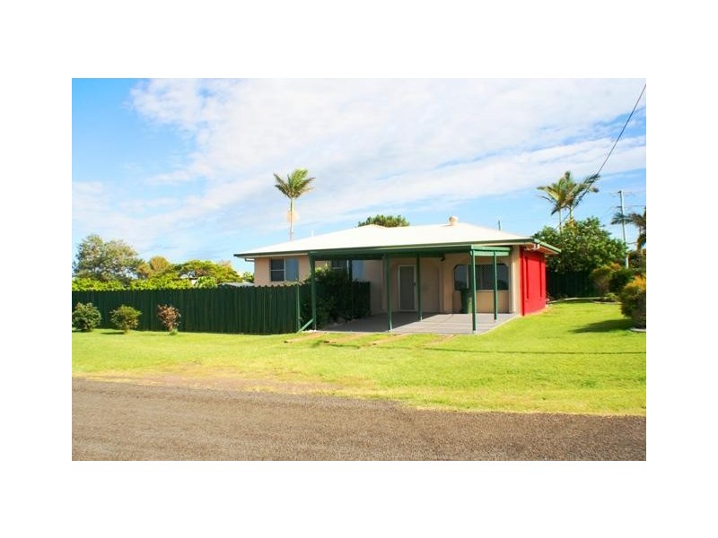 87 Welch Street, Elliott Heads QLD 4670