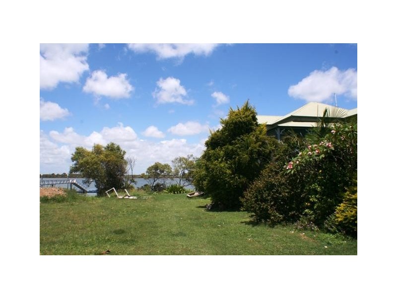 12 Corser Street, Burnett Heads QLD 4670
