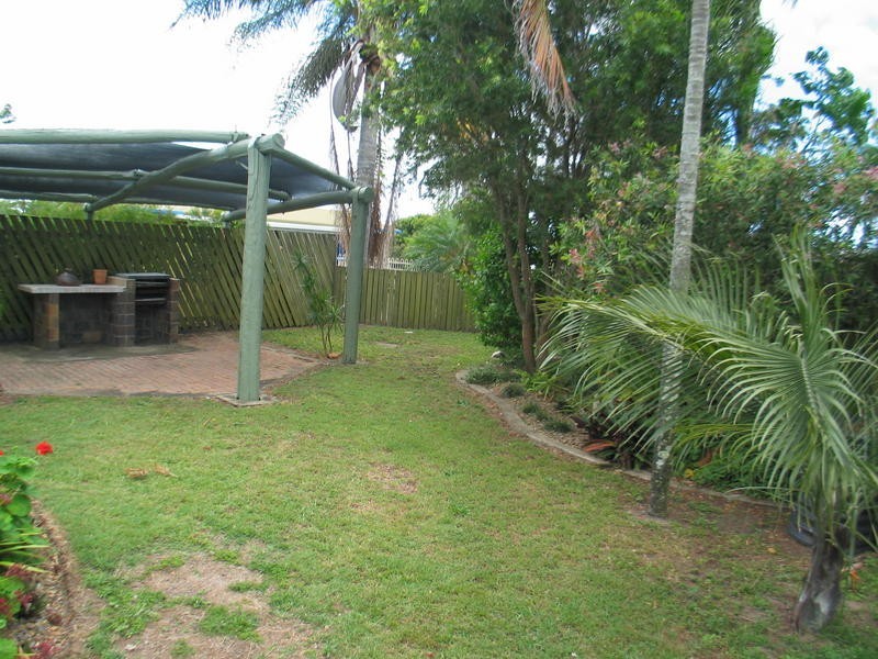 1 & 3 / 7 Regal Court, Millbank QLD 4670