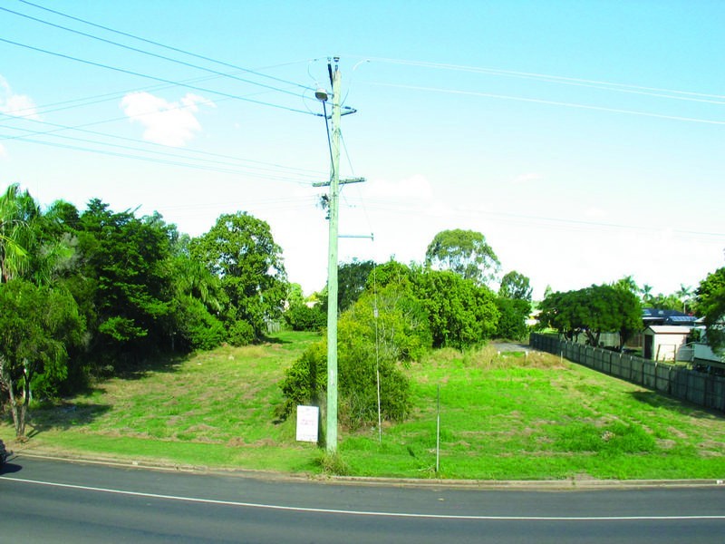 140 Bargara Road, Bundaberg East QLD 4670