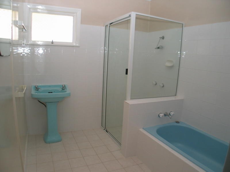 180 Walker Street, Svensson Heights QLD 4670