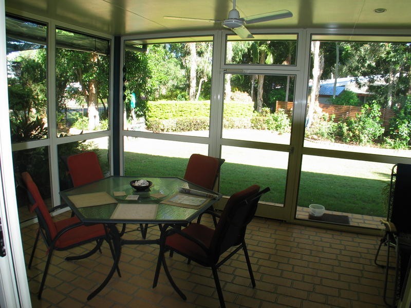 14 Sandpiper Gr, Moore Park Beach QLD 4670