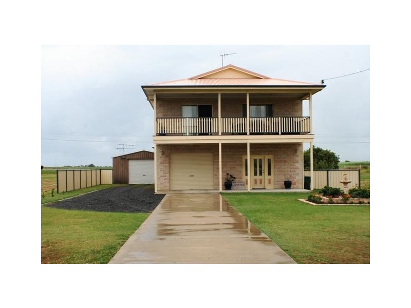 55 Corser Street, Burnett Heads QLD 4670