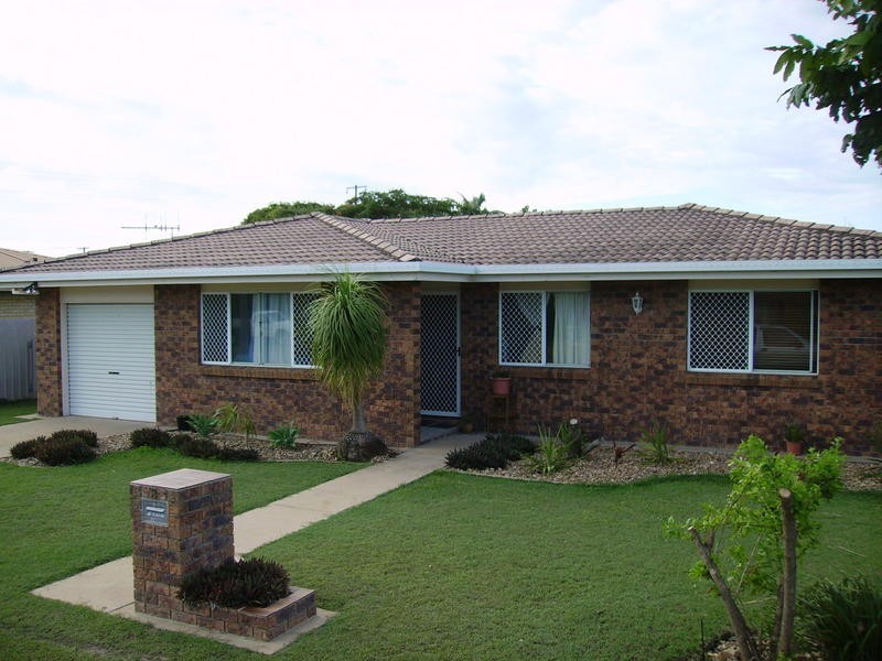 3 Cooper Court, Avenell Heights QLD 4670