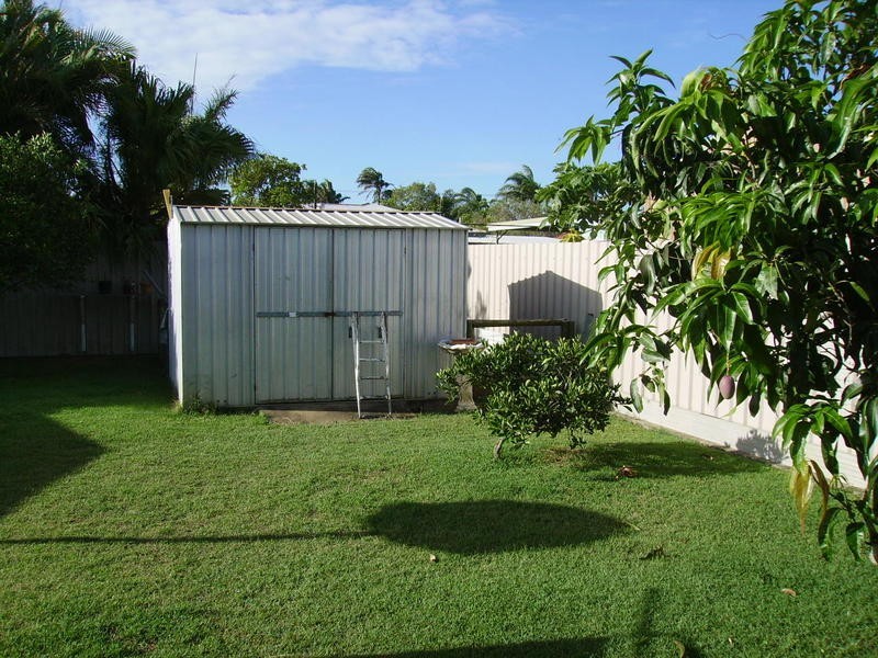 3 Cooper Court, Avenell Heights QLD 4670