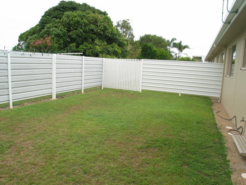 U2/ 1 Finnis Street, Avenell Heights QLD 4670
