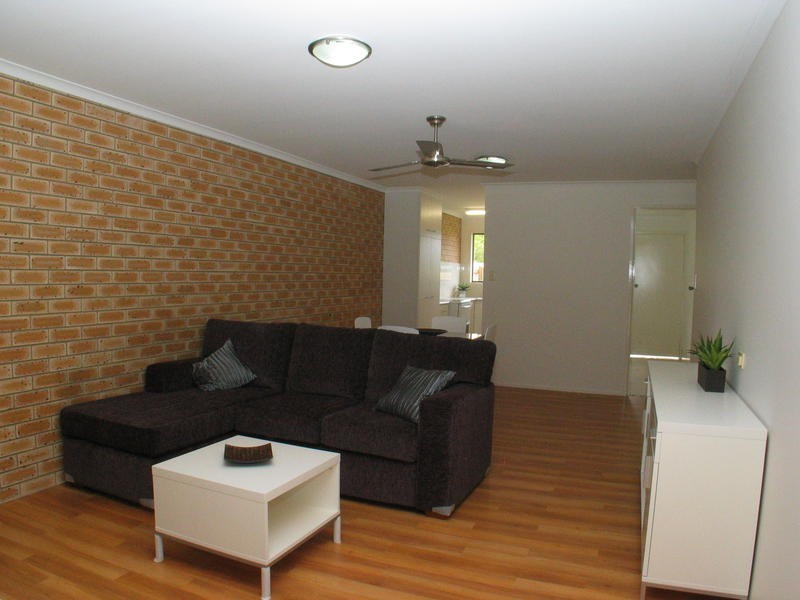 1 & 2 / 19 Ford Street, Bundaberg South QLD 4670