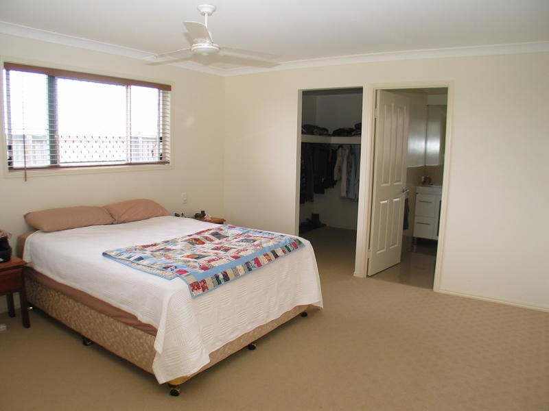 32 Explorers Way, Bargara QLD 4670