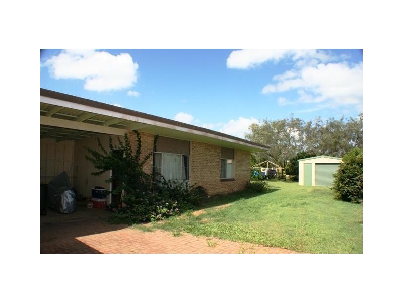 76 The Esplanade,, Elliott Heads QLD 4670