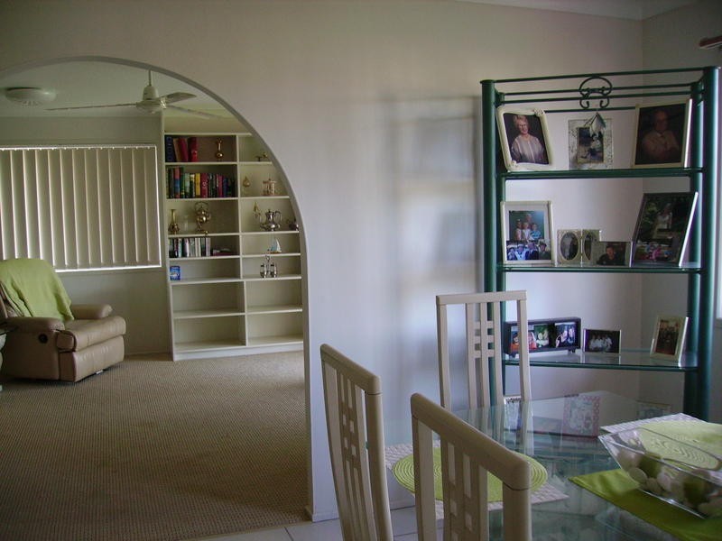 8 Strathdee Ave, Bundaberg South QLD 4670