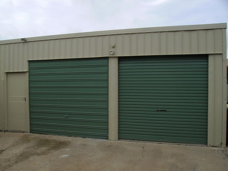 8 Strathdee Ave, Bundaberg South QLD 4670