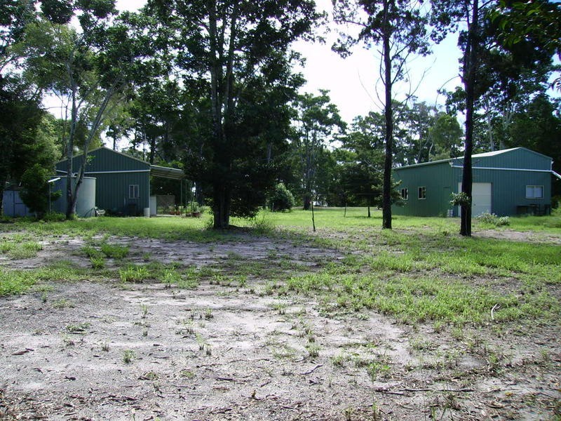 6 Chattin Road, Coonarr QLD 4670