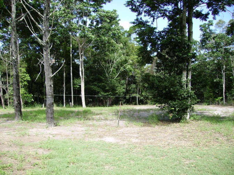 6 Chattin Road, Coonarr QLD 4670