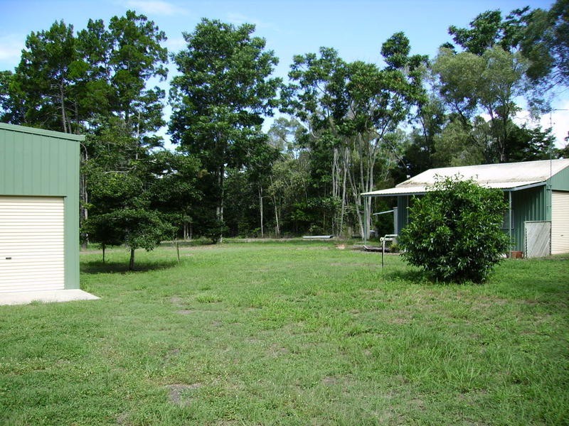 6 Chattin Road, Coonarr QLD 4670