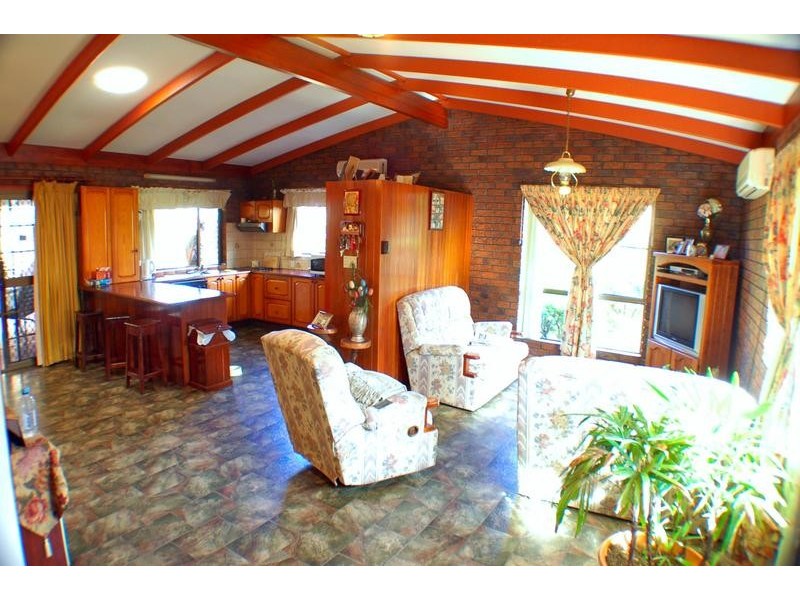 61 St Lucia Cr,, Avoca QLD 4670