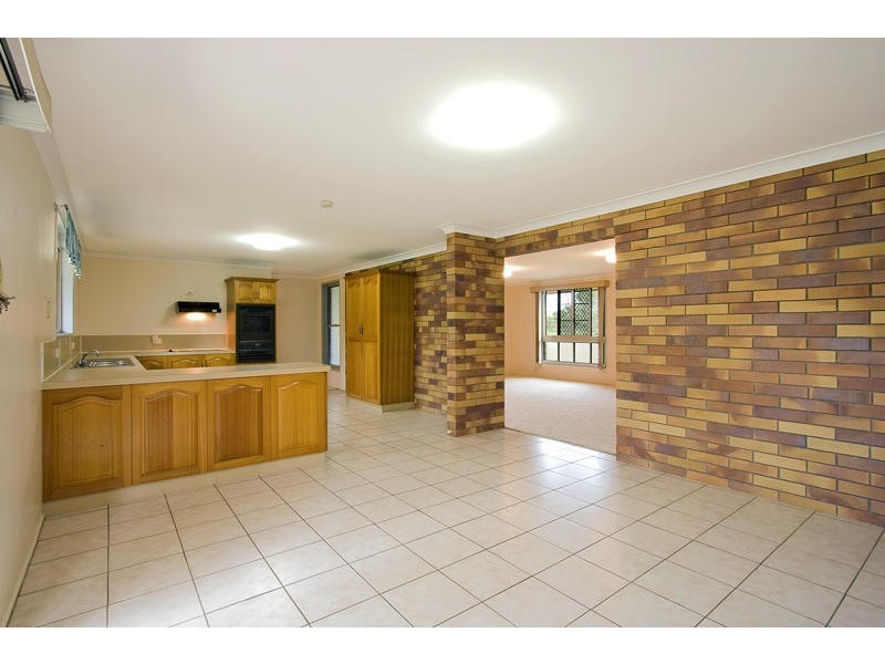 16 Tara Street, Innes Park QLD 4670